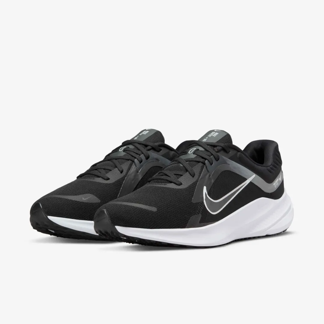 NIKE QUEST 5 BLACK SMOKE GREY WHITE