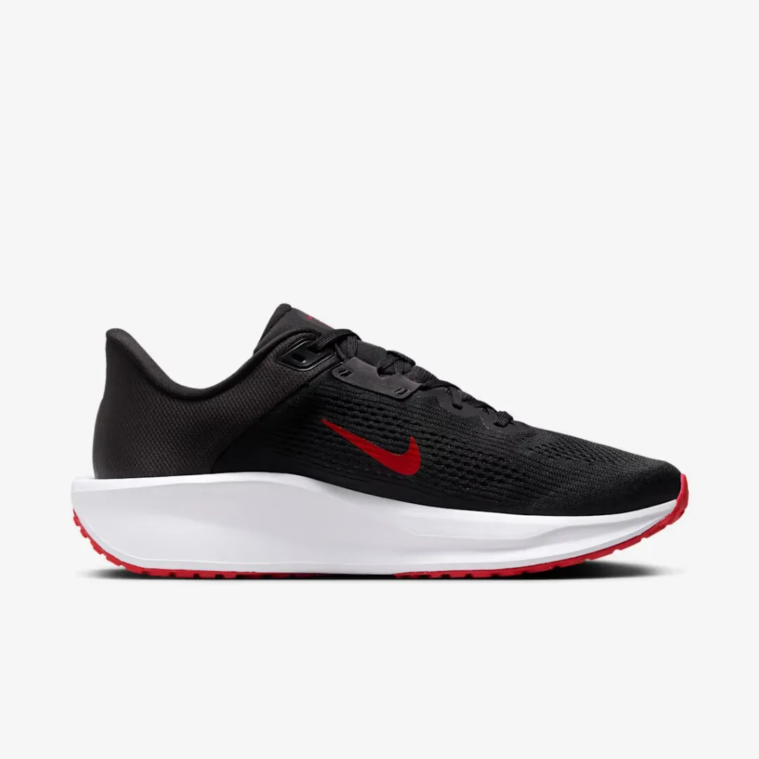 NIKE QUEST 6 BLACK WHITE DARK SMOKE GREY UNIVERSITY RED