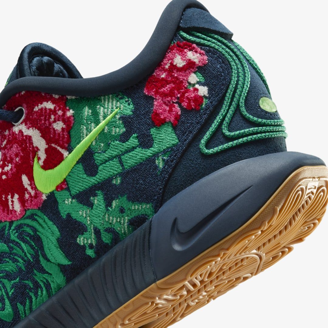 NIKE LEBRON XXI PRM EP FATHER OF PEARL