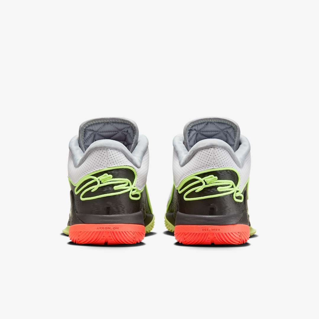 NIKE LEBRON 22 EP CROWN JEWEL